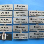 jmenovka-plast-g-pevna-hestego-ksk-2